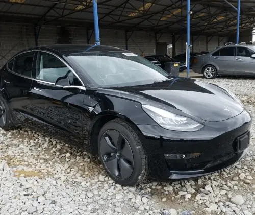 tesla https://www.pershiy.in.ua/wp-content/uploads/2023/06/tesla.webp